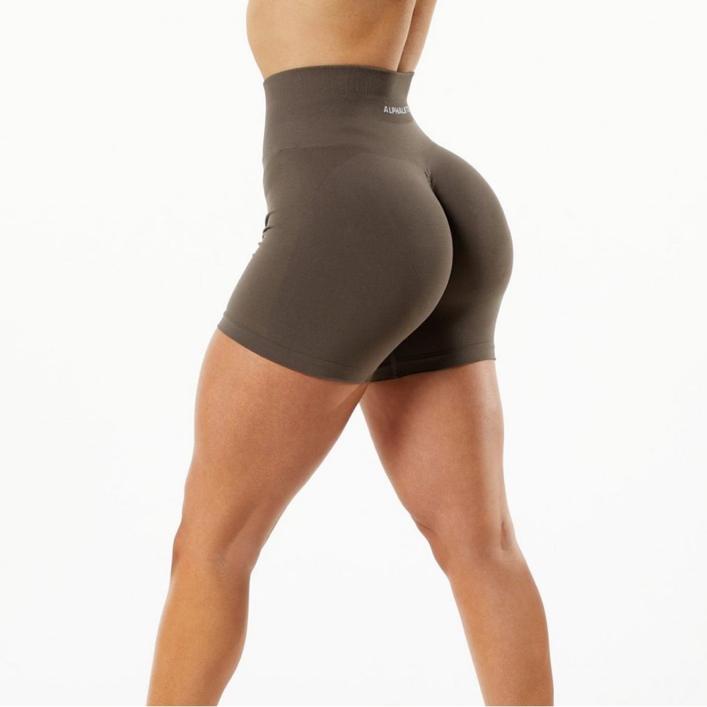 alphalete amplify shorts